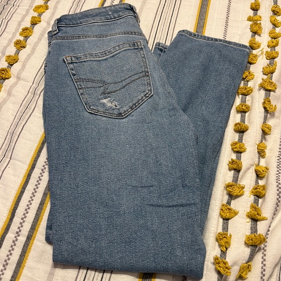 American Eagle mom jeans - Picture 1 of 2